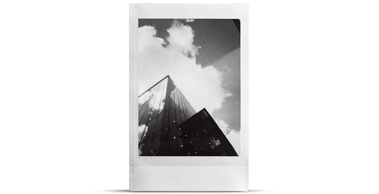 MONOCHROME