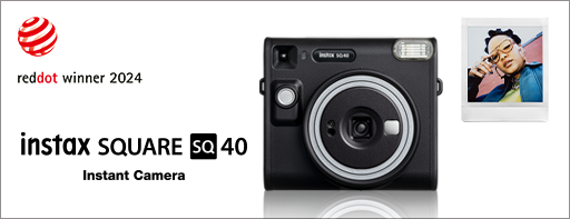 instax SQUARE SQ40™ wins “Red Dot Design Award 2024”